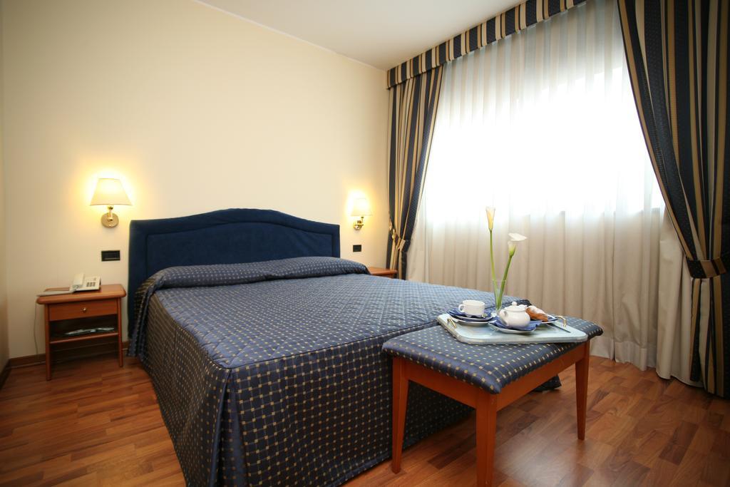 Hotel Executive Meeting & Events Udine Exterior photo