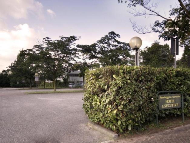 Hotel Executive Meeting & Events Udine Exterior photo