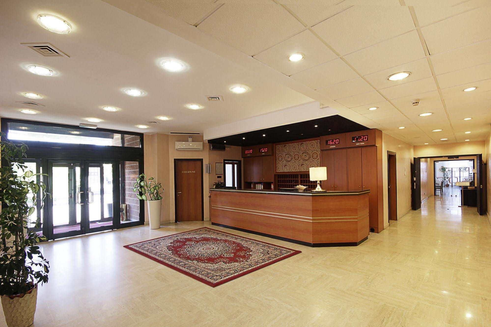 Hotel Executive Meeting & Events Udine Exterior photo